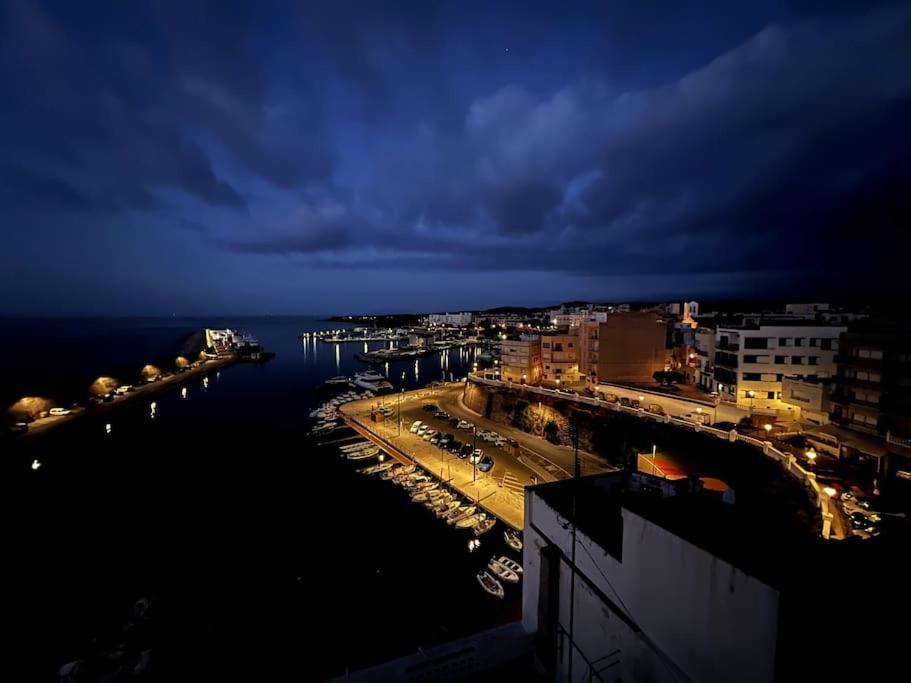 Charming Sea Front 3 Bedroom Apartment - Incredible Views! L'Ametlla de Mar Buitenkant foto