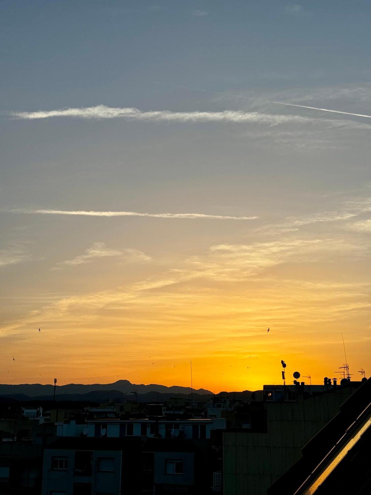 Charming Sea Front 3 Bedroom Apartment - Incredible Views! L'Ametlla de Mar Buitenkant foto